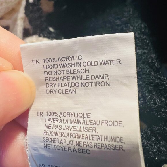 Cloth By Design-Crocheted Black/Ivory Cut Out Flower Knit Bell Sleeve Sweater-XL - Picture 16 of 16